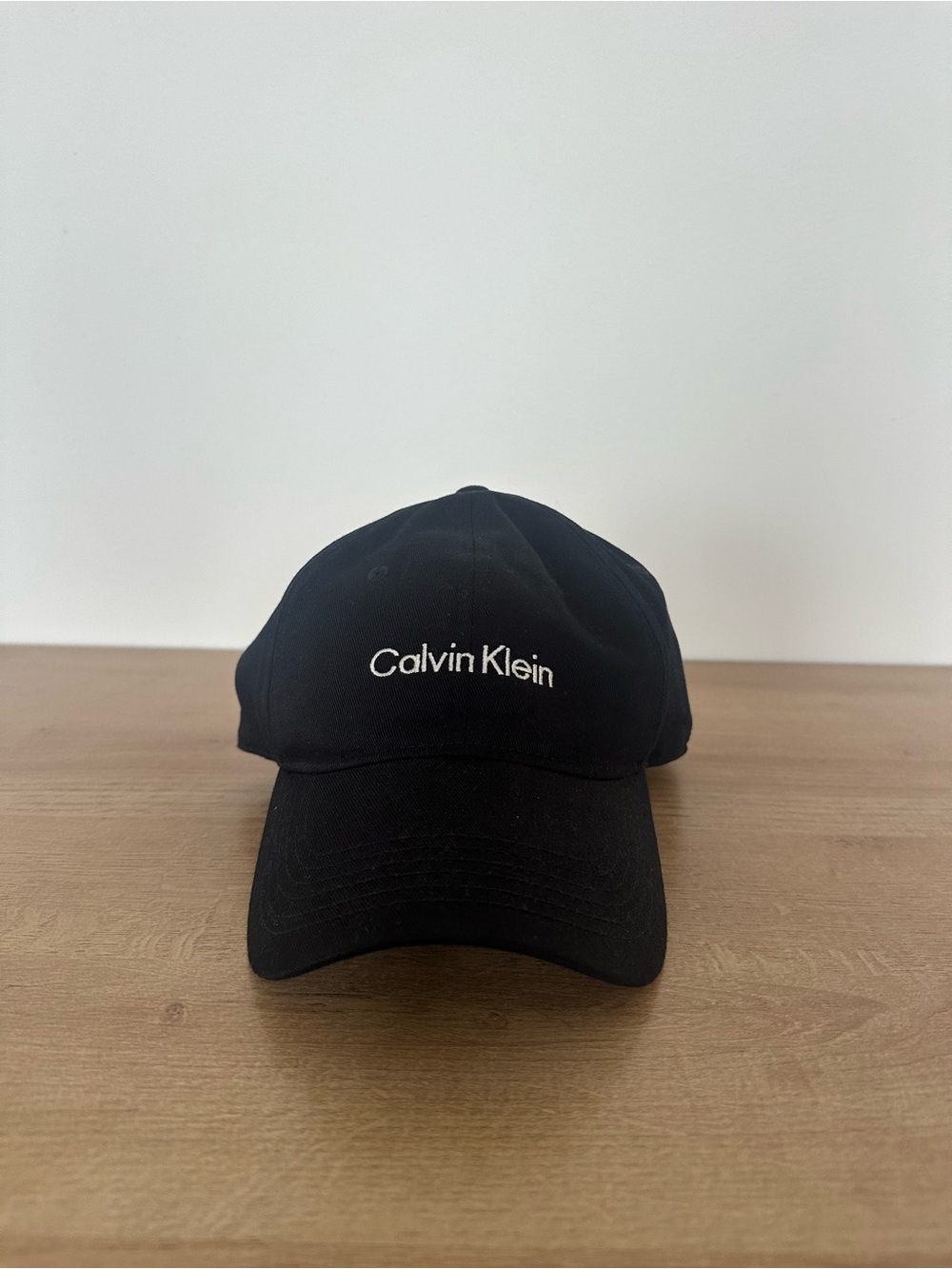 Calvin Klein Black Baseball Cap with White Logo - Picture 2 of 4